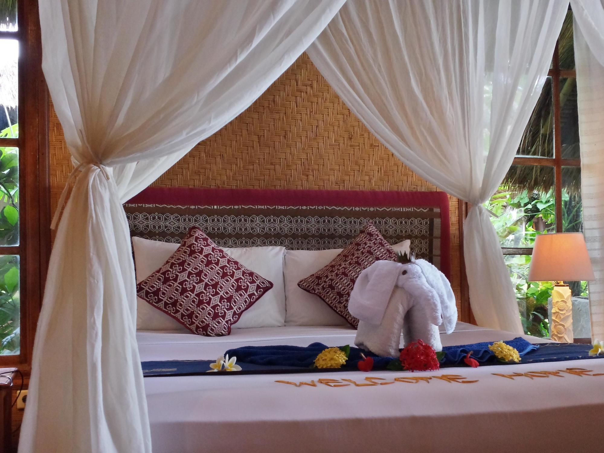 Santai Hotel Amed Buitenkant foto