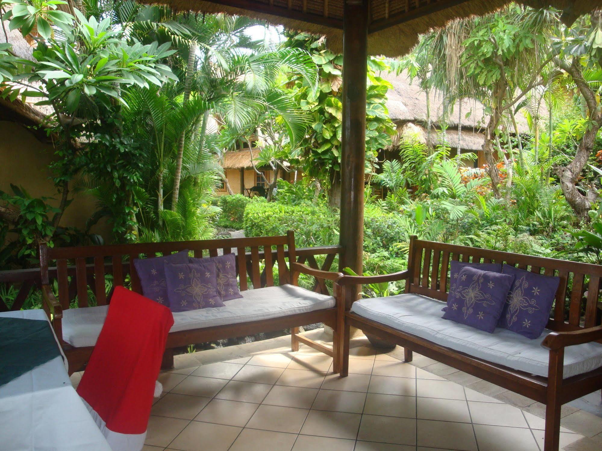Santai Hotel Amed Buitenkant foto